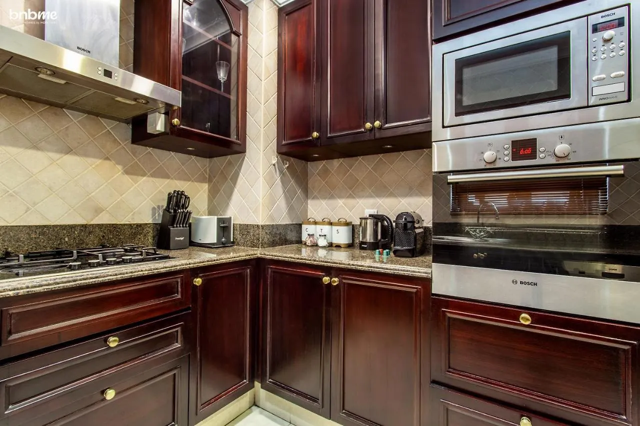 Bnbmehomes - Traditional Meets Modern In Downtown - 5041 Dubai Apartment