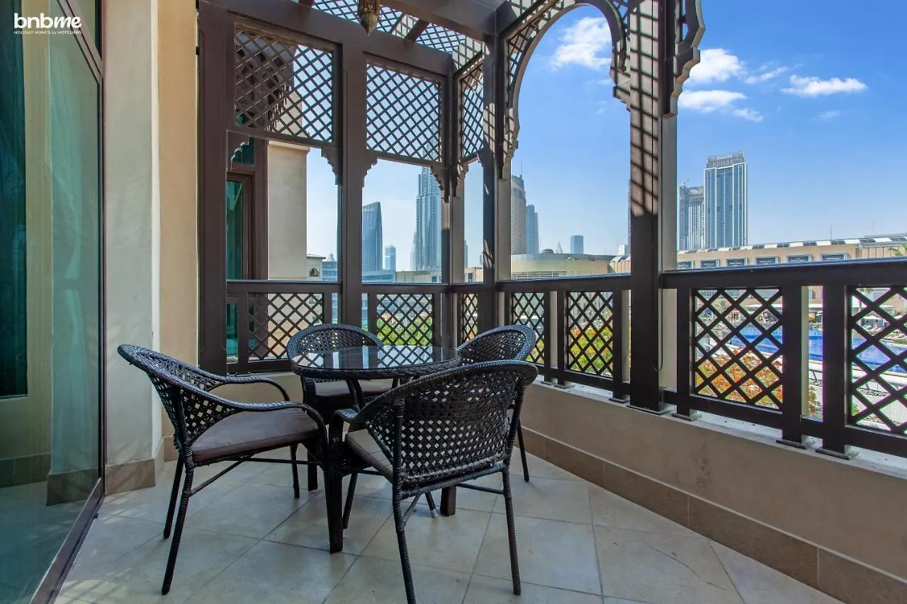 Bnbmehomes - Traditional Meets Modern In Downtown - 5041 Dubai Emirados Árabes Unidos