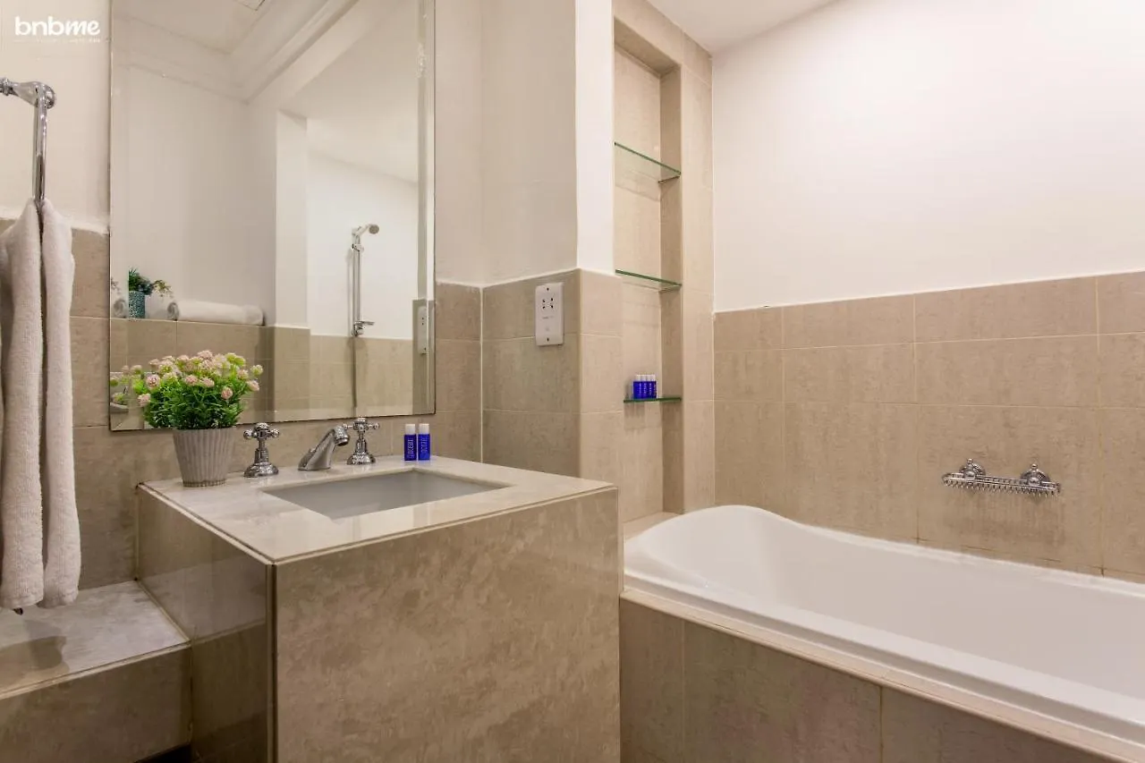 Bnbmehomes - Traditional Meets Modern In Downtown - 5041 Dubai