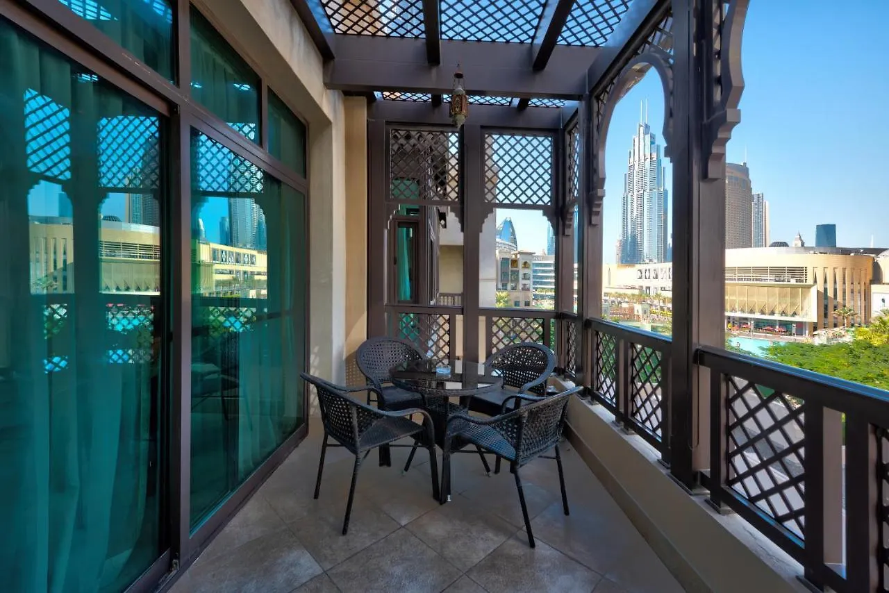 Bnbmehomes - Traditional Meets Modern In Downtown - 5041 Dubai 0*,  Emirados Árabes Unidos